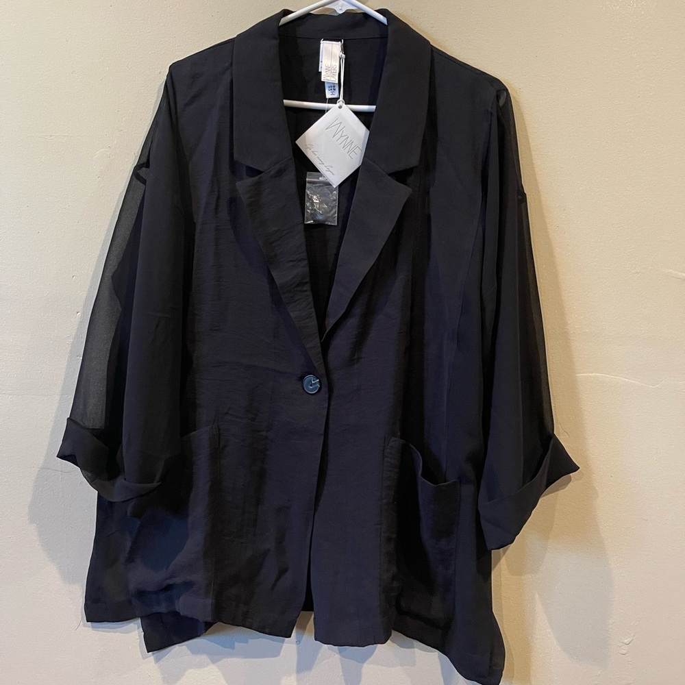 Marla Wynne Layers black blazer.